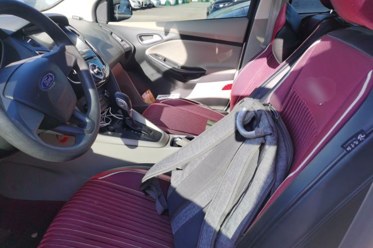 Used Ford Focus 2015 Sedan 1.6L Automatic Comfort Model Left Front Seat