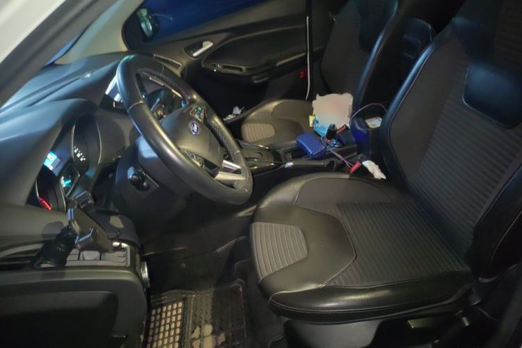 Used Ford Focus 2015 Hatchback EcoBoost 180 Automatic Elite Model Left Front Seat
