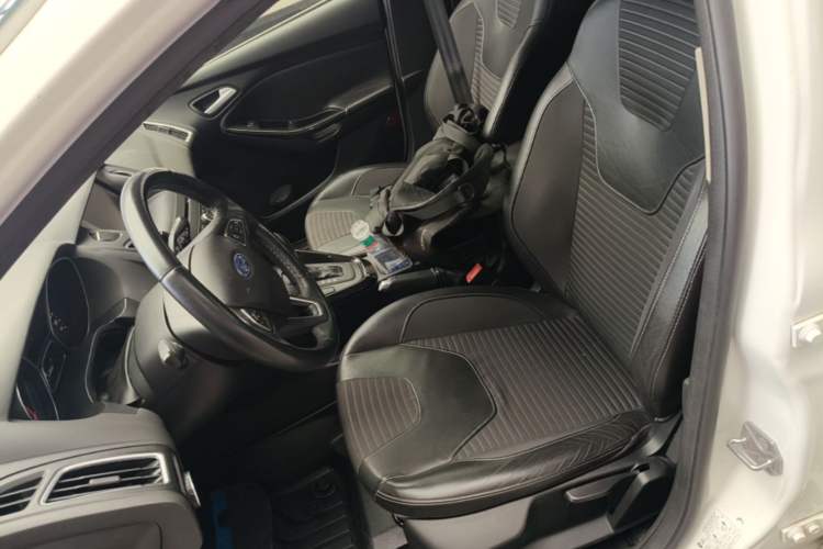 Used Ford Focus 2015 Sedan EcoBoost 180 Automatic Elite Model Left Front Seat