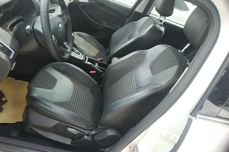 Used Ford Focus 2015 Sedan EcoBoost 180 Automatic Elite Model Left Front Seat