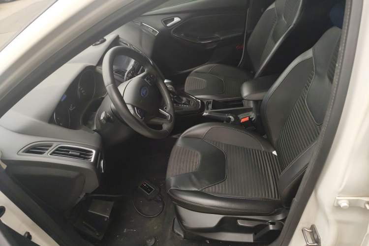 Used Ford Focus 2015 Sedan 1.6L Automatic Trend Model Left Front Seat