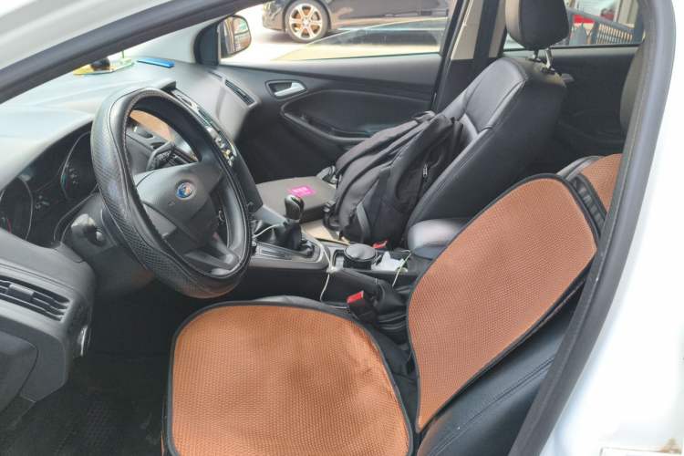 Used Ford Focus 2015 Hatchback 1.6L Manual Comfort Edition Left Front Seat