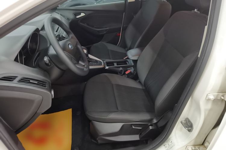 Used Ford Focus 2015 Hatchback 1.6L Automatic Comfort Model Left Front Seat