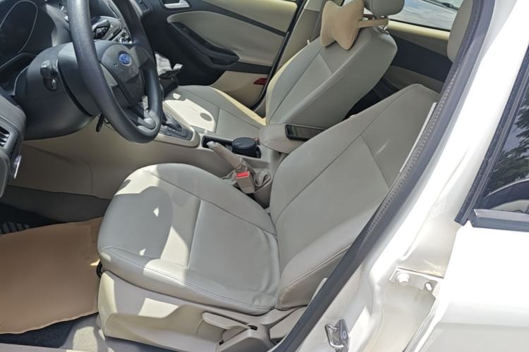 Used Ford Focus 2015 Sedan 1.6L Automatic Comfort Model Left Front Seat