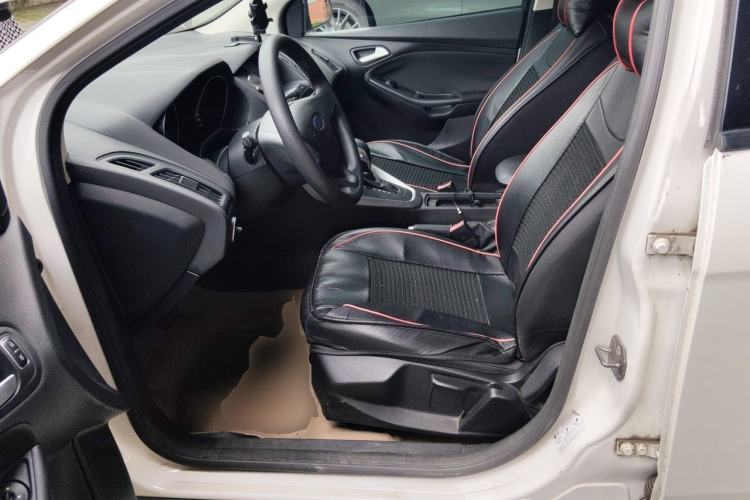 Used Ford Focus 2015 Hatchback 1.6L Automatic Comfort Model Left Front Seat