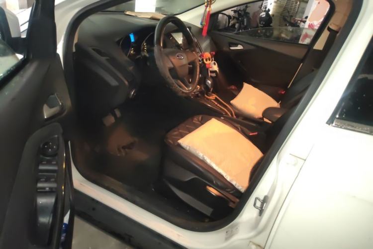 Used Ford Focus 2015 Hatchback 1.6L Automatic Comfort Model Left Front Seat