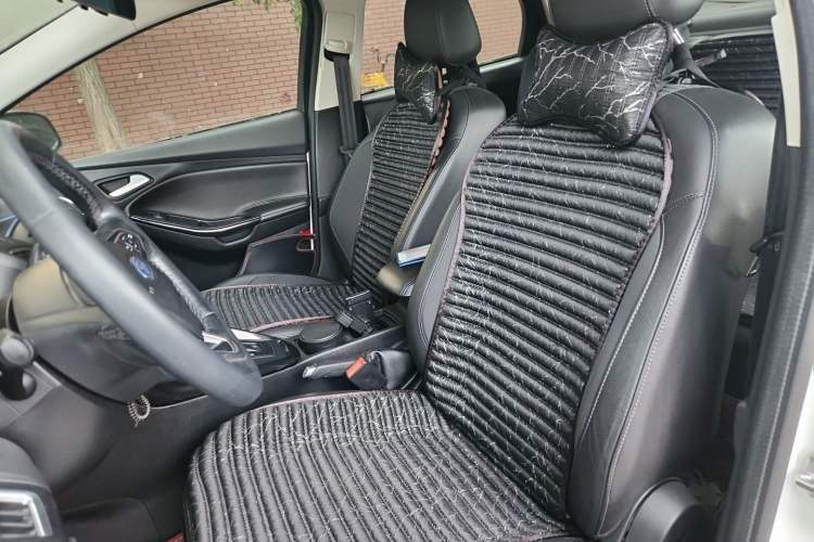 Used Ford Focus 2015 Sedan 1.6L Automatic Trend Model Left Front Seat
