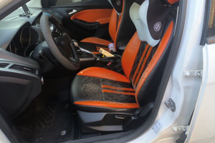Used Ford Focus 2015 Hatchback 1.6L Automatic Comfort Model Left Front Seat