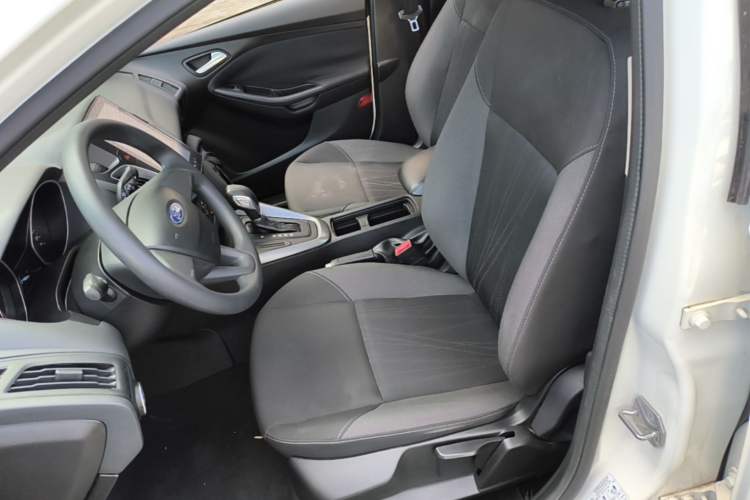 Used Ford Focus 2015 Sedan 1.6L Automatic Comfort Model Left Front Seat