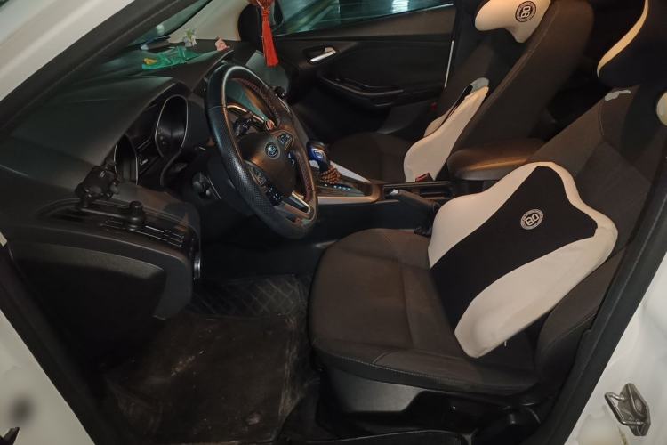 Used Ford Focus 2015 Hatchback 1.6L Automatic Comfort Model Left Front Seat