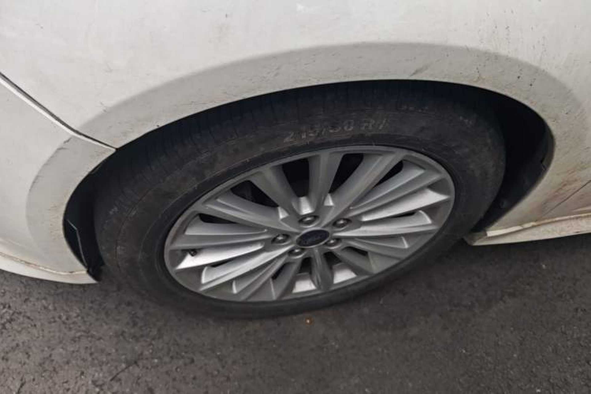Used Ford Focus 2015 Hatchback EcoBoost 180 Automatic Sport Model Left Front Wheel Hub