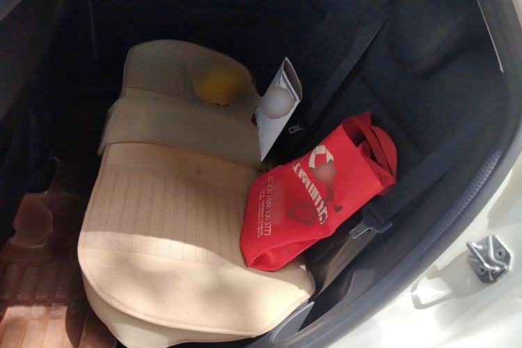 Used Ford Focus 2015 Hatchback EcoBoost 125 Manual – Ultra-Style Edition Left Rear Seat
