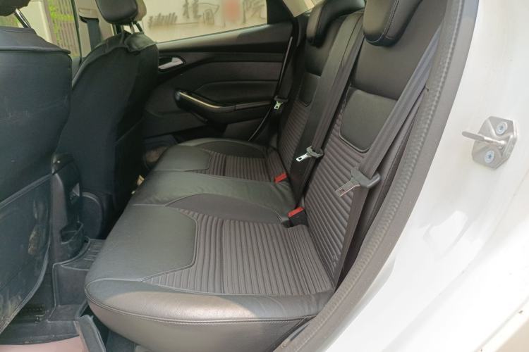 Used Ford Focus 2015 Hatchback 1.6L Automatic Fashion Edition Left Rear Seat