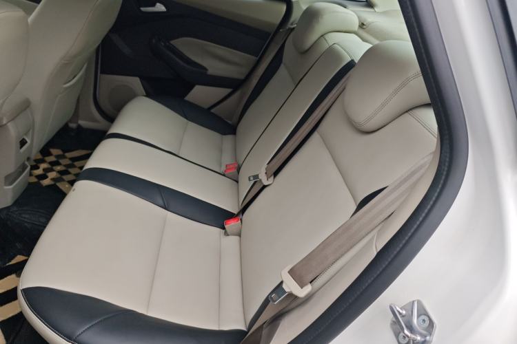 Used Ford Focus 2015 Sedan 1.6L Manual Comfort Model Left Rear Seat