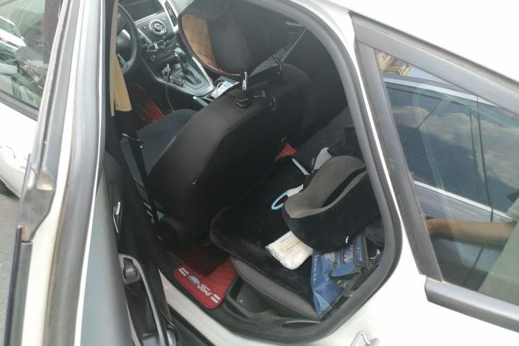 Used Ford Focus 2015 Hatchback 1.6L Automatic Comfort Model Left Rear Seat