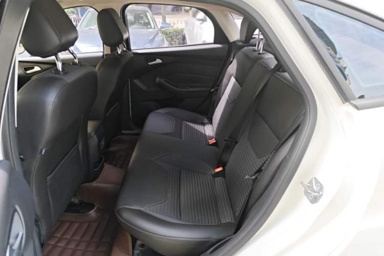 Used Ford Focus 2015 Sedan 1.6L Manual Fashion Edition Left Rear Seat