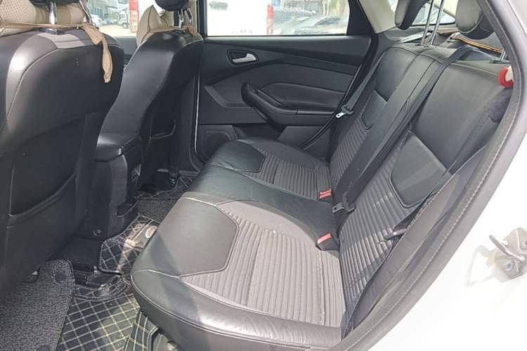 Used Ford Focus 2015 Sedan 1.6L Automatic Trend Model Left Rear Seat