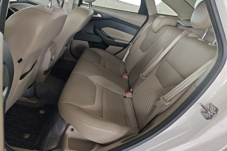 Used Ford Focus 2015 Sedan 1.6L Automatic Trend Model Left Rear Seat