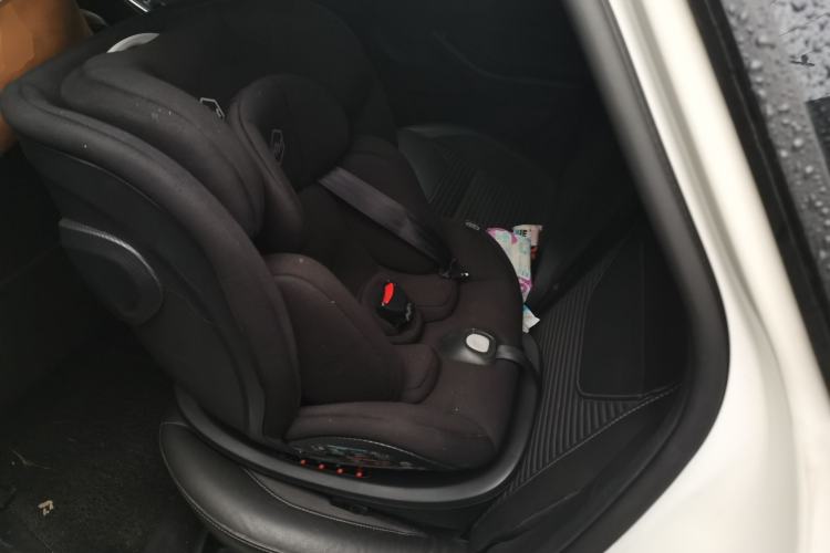 Used Ford Focus 2015 Hatchback EcoBoost 180 Automatic Elite Model Left Rear Seat