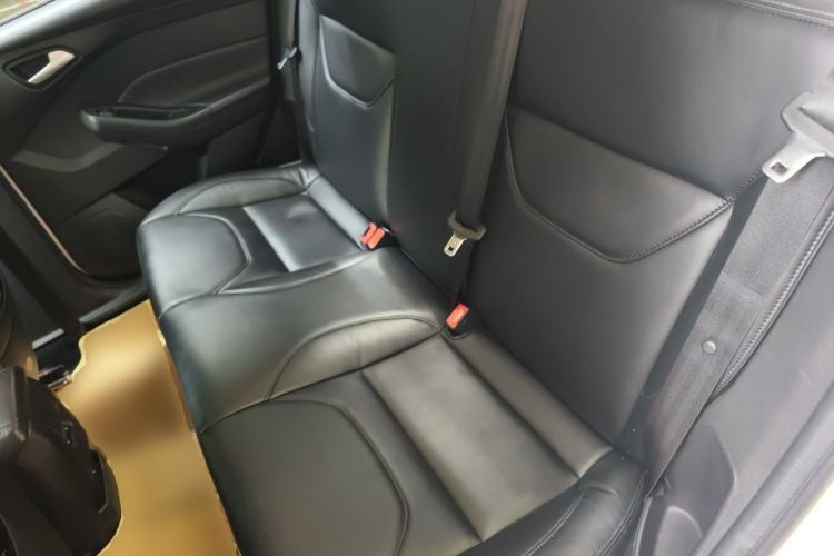 Used Ford Focus 2015 Sedan EcoBoost 125 Automatic Supreme Style Edition Left Rear Seat