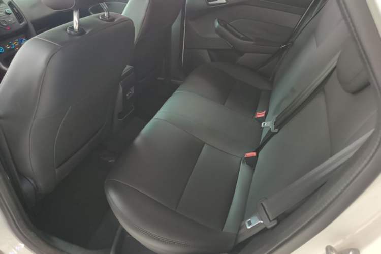 Used Ford Focus 2015 Hatchback 1.6L Automatic Comfort Model Left Rear Seat
