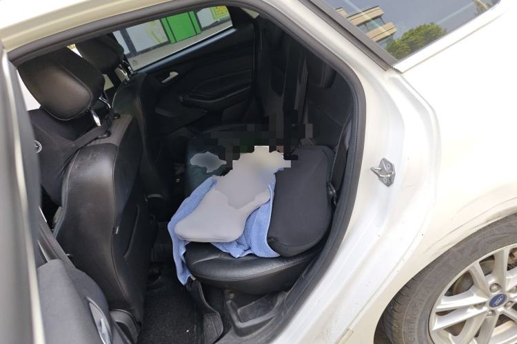Used Ford Focus 2015 Sedan 1.6L Automatic Trend Model Left Rear Seat