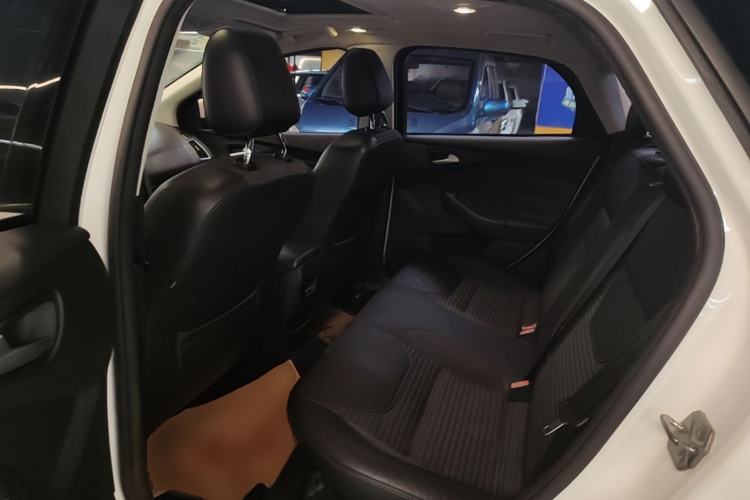 Used Ford Focus 2015 Hatchback 1.6L Automatic Fashion Edition Left Rear Seat