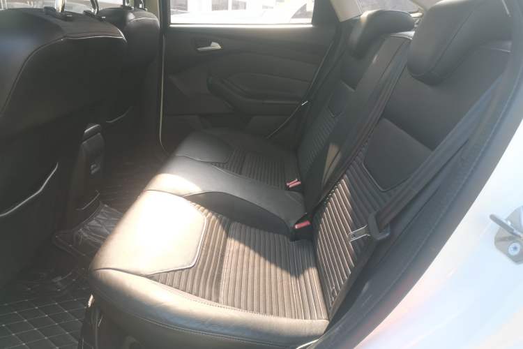 Used Ford Focus 2015 Sedan 1.6L Automatic Trend Model Left Rear Seat