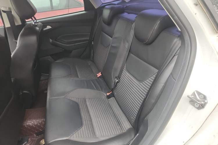 Used Ford Focus 2015 Sedan 1.6L Automatic Trend Model Left Rear Seat