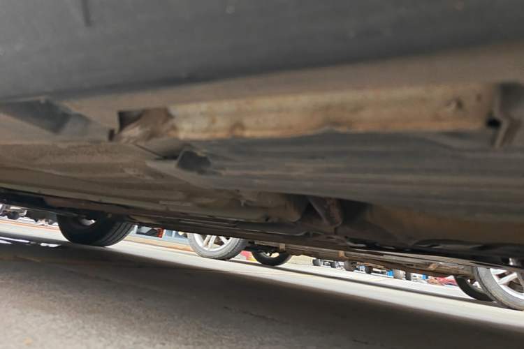 Used Ford Focus 2015 Sedan EcoBoost 180 Automatic Elite Model Left Side Sill