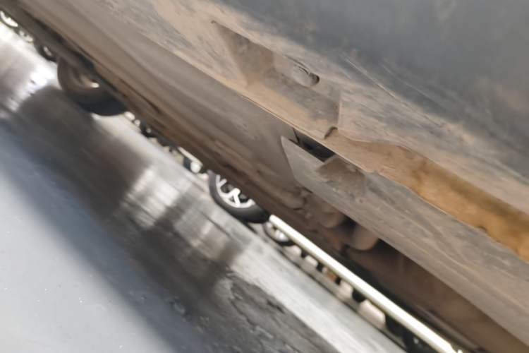 Used Ford Focus 2015 Sedan 1.6L Automatic Trend Model Left Side Sill
