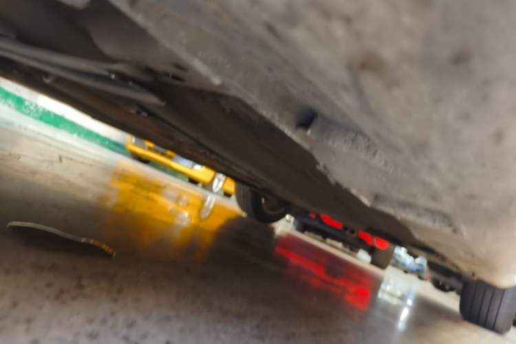 Used Ford Focus 2015 Hatchback EcoBoost 180 Automatic Sport Model Left Side Sill