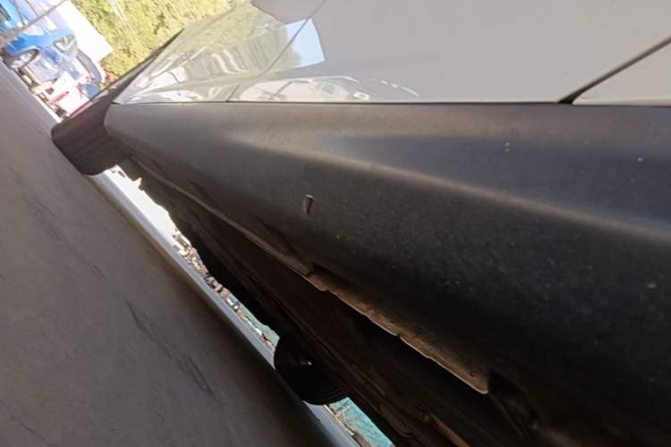 Used Ford Focus 2015 Hatchback 1.6L Automatic Fashion Edition Left Side Sill