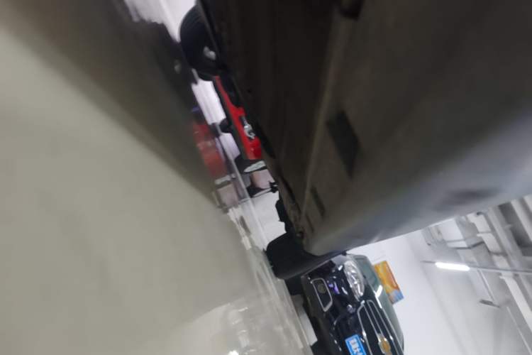 Used Ford Focus 2015 Hatchback EcoBoost 125 Automatic Supreme Style Edition Left Side Sill