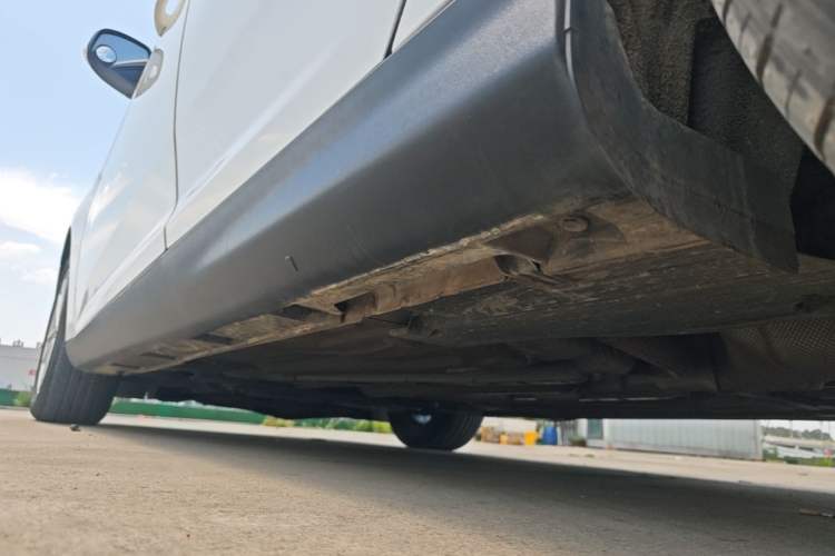 Used Ford Focus 2015 Sedan EcoBoost 180 Automatic Elite Model Left Side Sill