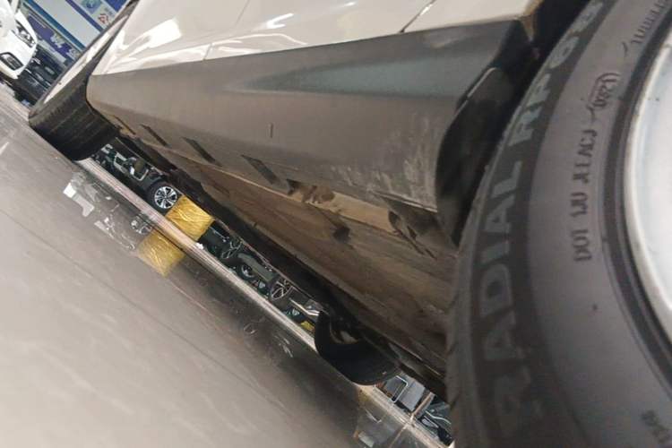 Used Ford Focus 2015 Sedan 1.6L Automatic Trend Model Left Side Sill