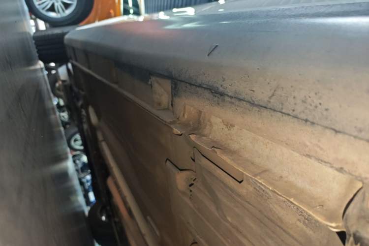 Used Ford Focus 2015 Sedan EcoBoost 180 Automatic Elite Model Left Side Sill