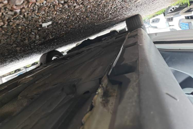 Used Ford Focus 2015 Hatchback 1.6L Automatic Fashion Edition Left Side Sill