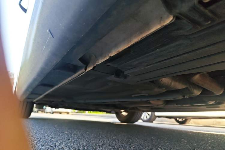 Used Ford Focus 2015 Hatchback 1.6L Automatic Fashion Edition Left Side Sill