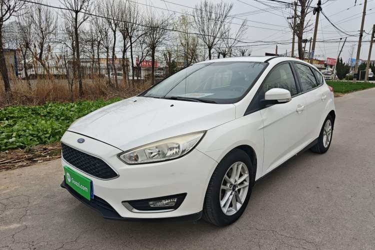 Used Ford Focus 2015 Hatchback 1.6L Automatic Fashion Edition Guazi used car, China used car export, Used car for sale, Used  cars, Cheapest cars for sale