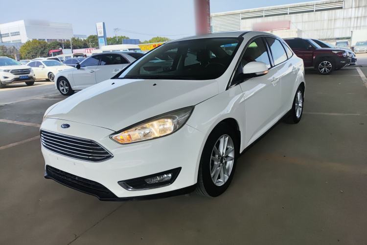 Used Ford Focus 2015 Sedan 1.6L Automatic Trend Model Guazi used car, China used car export, Used car for sale, Used cars, Cheapest cars for sale