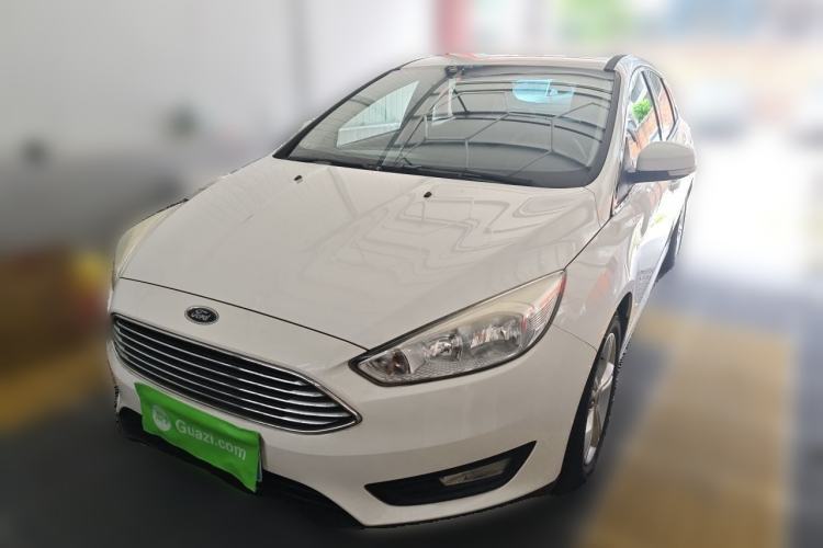 Used Ford Focus 2015 Sedan 1.6L Automatic Comfort Model Guazi used car, China used car export, Used car for sale, Used cars, Cheapest cars for sale