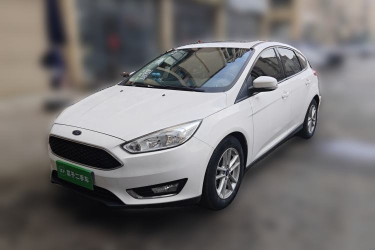 Used Ford Focus 2015 Hatchback 1.6L Automatic Fashion Edition Guazi used car, China used car export, Used car for sale, Used  cars, Cheapest cars for sale