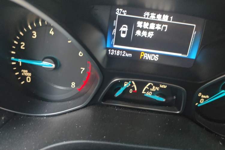 Used Ford Focus 2015 Hatchback EcoBoost 180 Automatic Elite Model Odometer Close Up