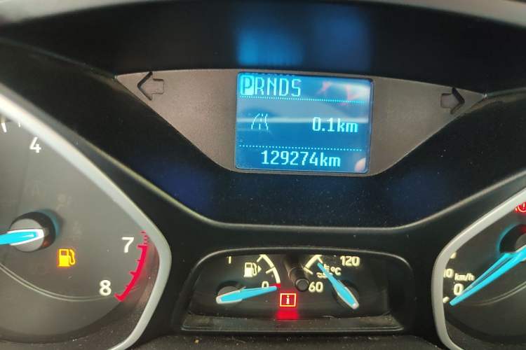 Used Ford Focus 2015 Sedan 1.6L Automatic Comfort Model Odometer Close Up