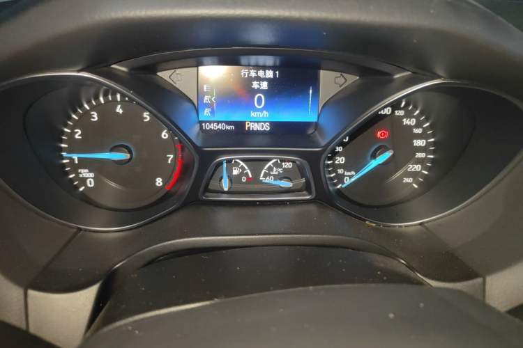 Used Ford Focus 2015 Sedan EcoBoost 180 Automatic Elite Model Odometer Close Up