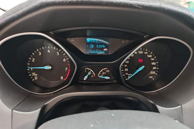Used Ford Focus 2015 Sedan 1.6L Automatic Trend Model Odometer Close Up
