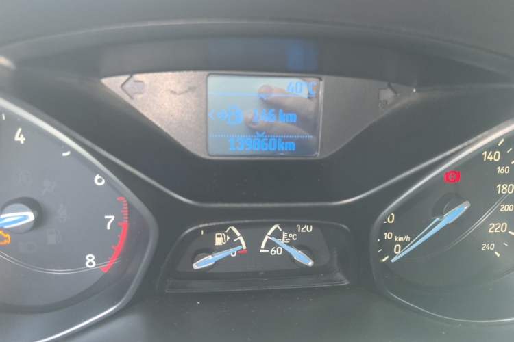 Used Ford Focus 2015 Sedan EcoBoost 125 Manual – Ultra-Style Edition Odometer Close Up