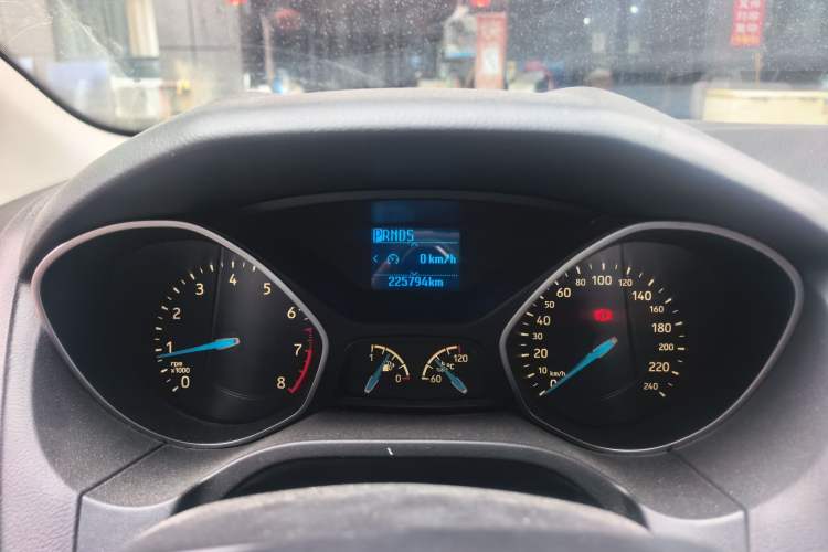 Used Ford Focus 2015 Sedan 1.6L Automatic Trend Model Odometer Close Up