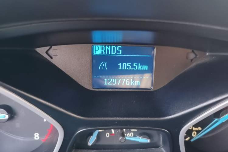 Used Ford Focus 2015 Hatchback 1.6L Automatic Comfort Model Odometer Close Up